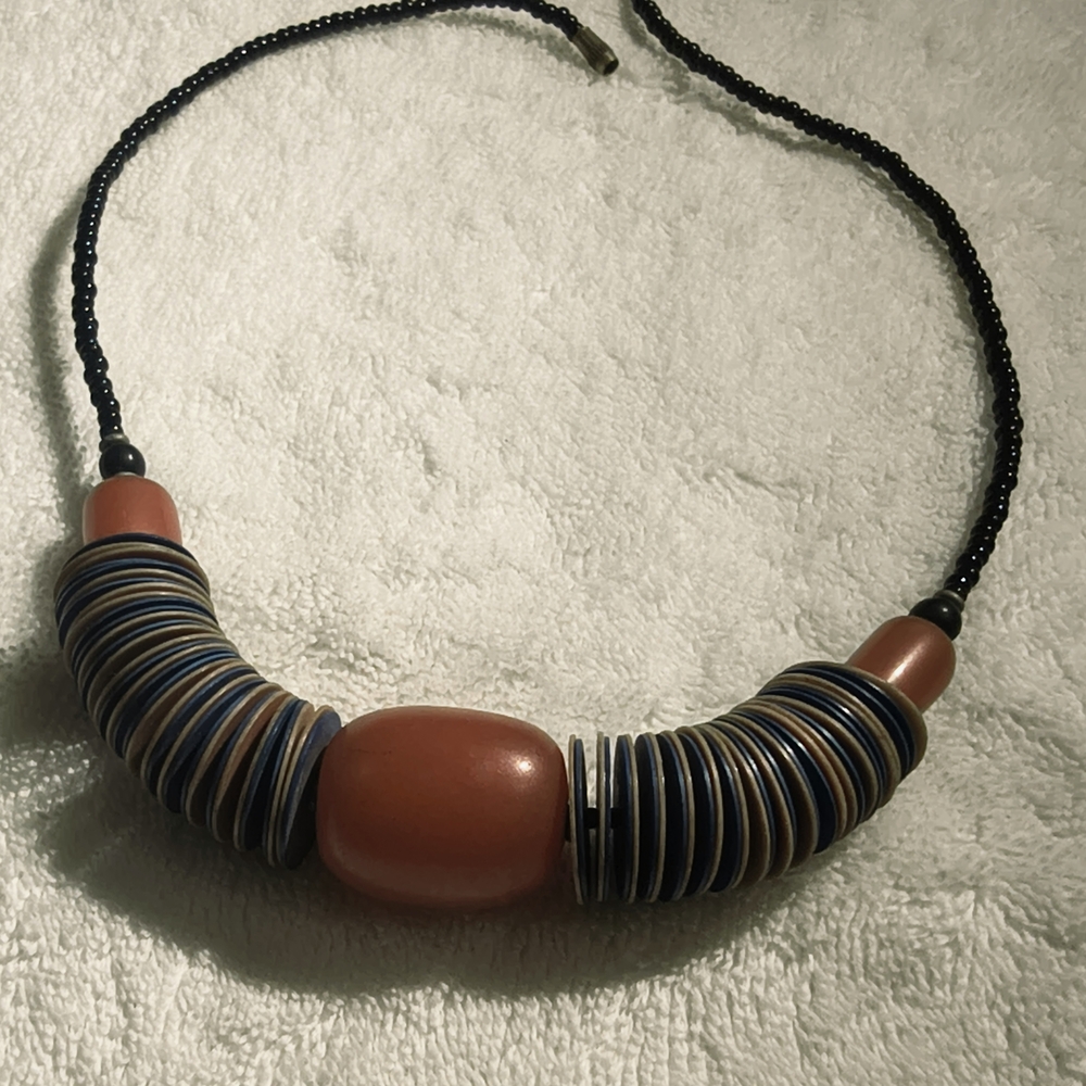 Elegant Multicolor Beaded Necklace